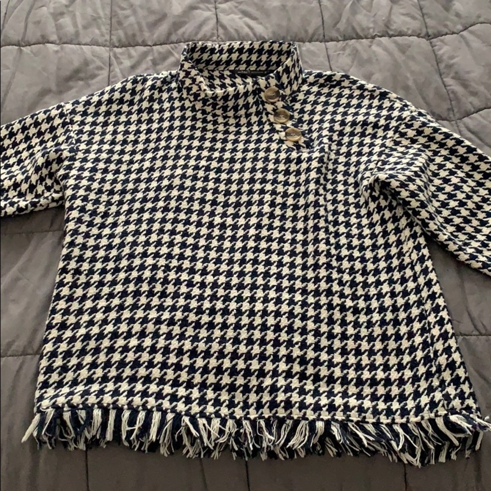 Zara houndstooth button neck sweater